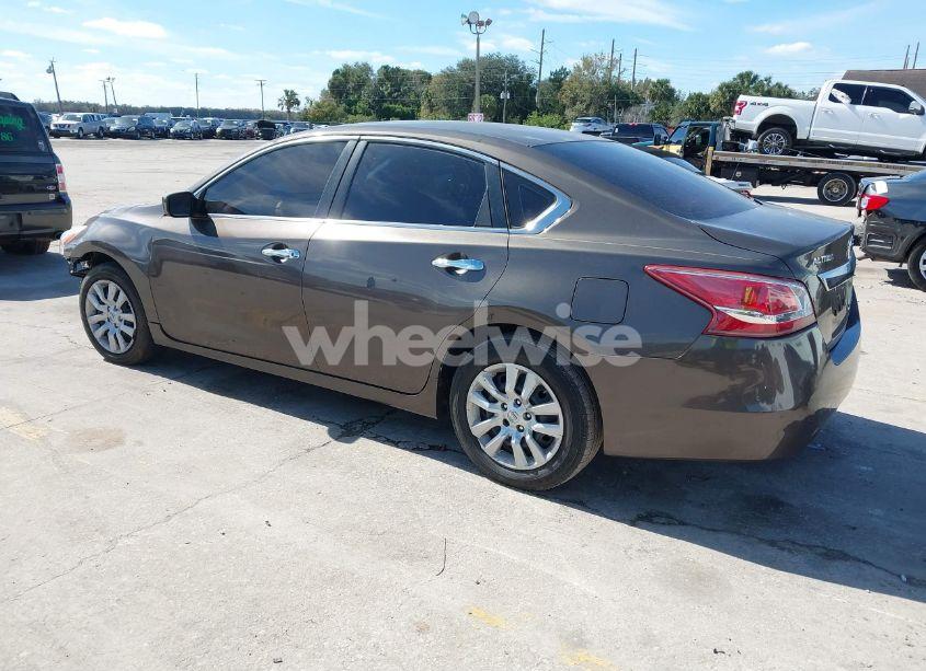 Photo 3 of 2013 Nissan Altima 2.5 (VIN 1N4AL3AP2DN448392)