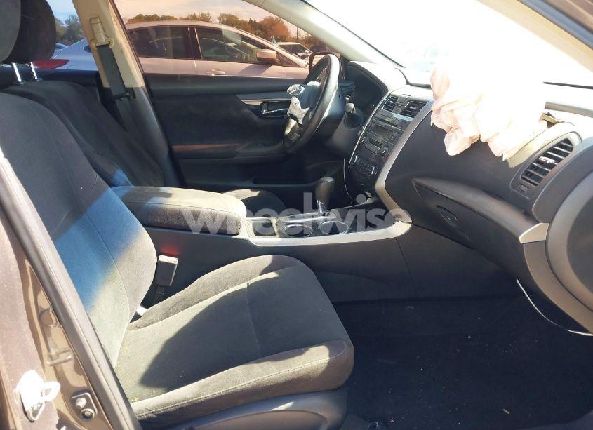 Photo 5 of 2013 Nissan Altima 2.5 (VIN 1N4AL3AP2DN448392)