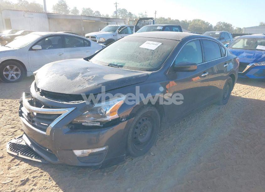 Photo 2 of 2013 Nissan Altima 2.5 S (VIN 1N4AL3AP2DN448845)