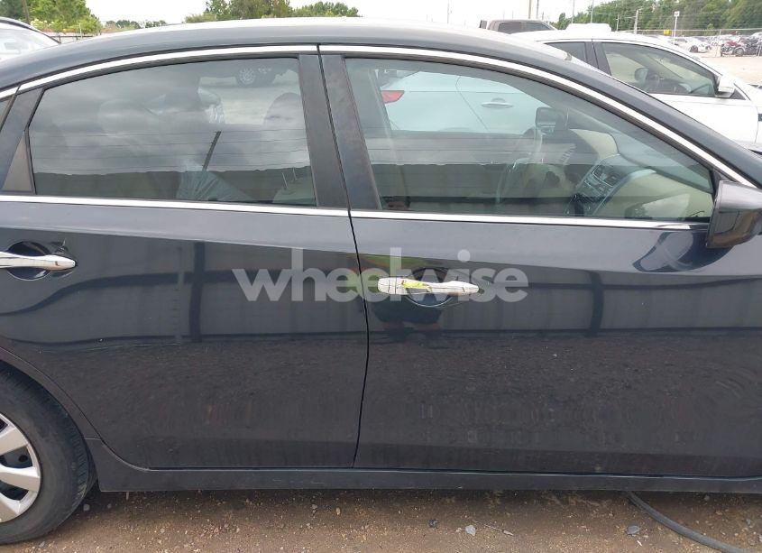 Photo 13 of 2013 Nissan Altima 2.5 S (VIN 1N4AL3AP2DN457819)