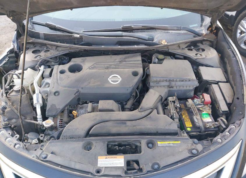 Photo 10 of 2013 Nissan Altima 2.5 S (VIN 1N4AL3AP2DN463426)