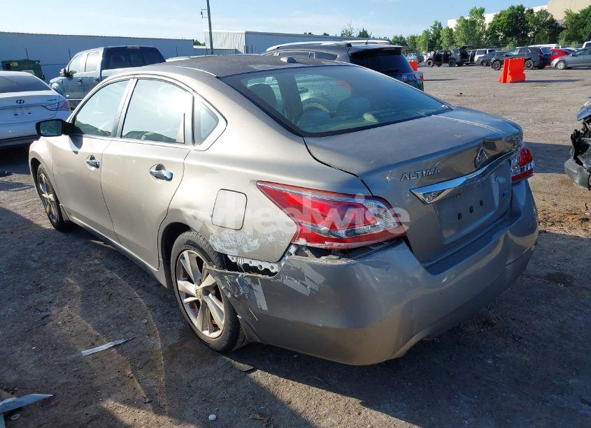 Photo 3 of 2013 Nissan Altima 2.5 SV (VIN 1N4AL3AP2DN472742)