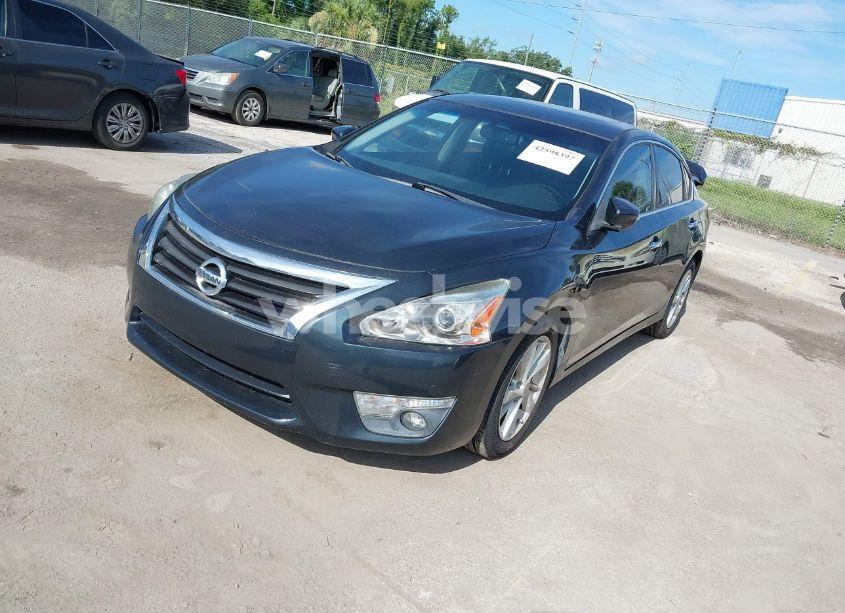 Photo 2 of 2013 Nissan Altima 2.5 SL (VIN 1N4AL3AP2DN488472)