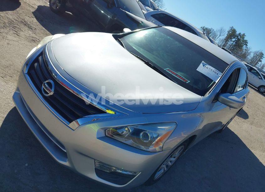Photo 2 of 2013 Nissan Altima 2.5 S (VIN 1N4AL3AP2DN493302)