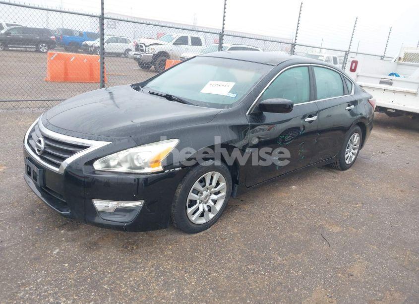 Photo 2 of 2013 Nissan Altima 2.5 S (VIN 1N4AL3AP2DN499522)