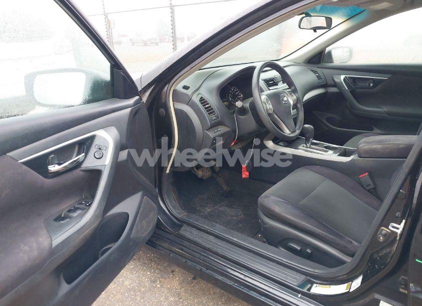 Photo 5 of 2013 Nissan Altima 2.5 S (VIN 1N4AL3AP2DN499522)