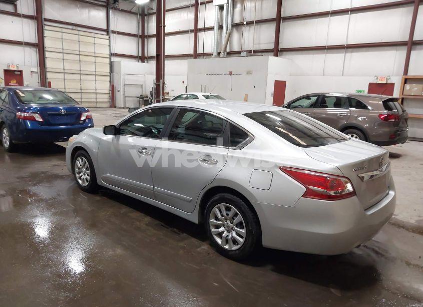 Photo 3 of 2013 Nissan Altima 2.5 S (VIN 1N4AL3AP2DN525066)