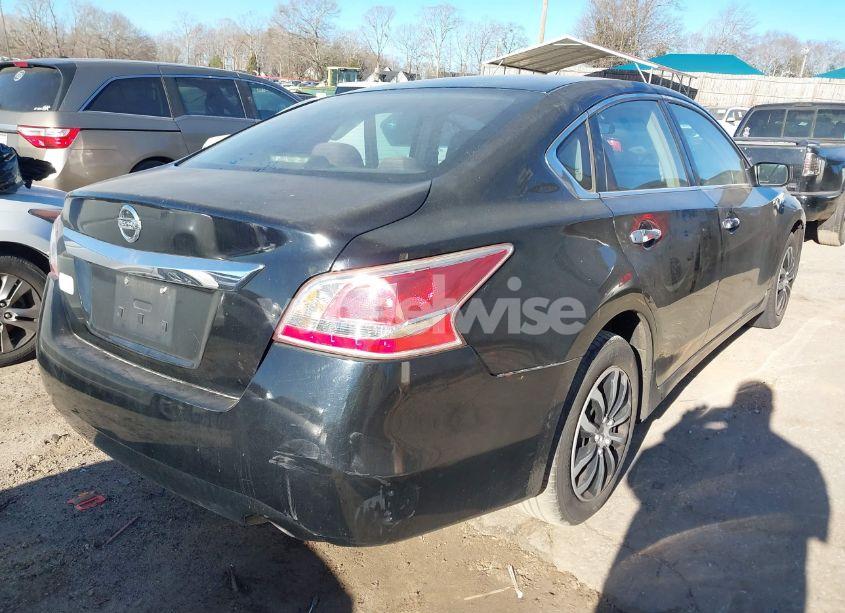 Photo 4 of 2013 Nissan Altima 2.5 S (VIN 1N4AL3AP2DN533619)
