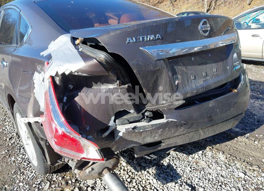 Photo 12 of 2013 Nissan Altima 2.5 SL (VIN 1N4AL3AP2DN552512)