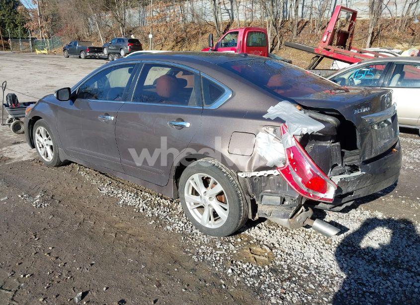 Photo 3 of 2013 Nissan Altima 2.5 SL (VIN 1N4AL3AP2DN552512)