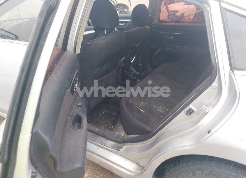 Photo 8 of 2013 Nissan Altima 2.5 S (VIN 1N4AL3AP2DN572520)