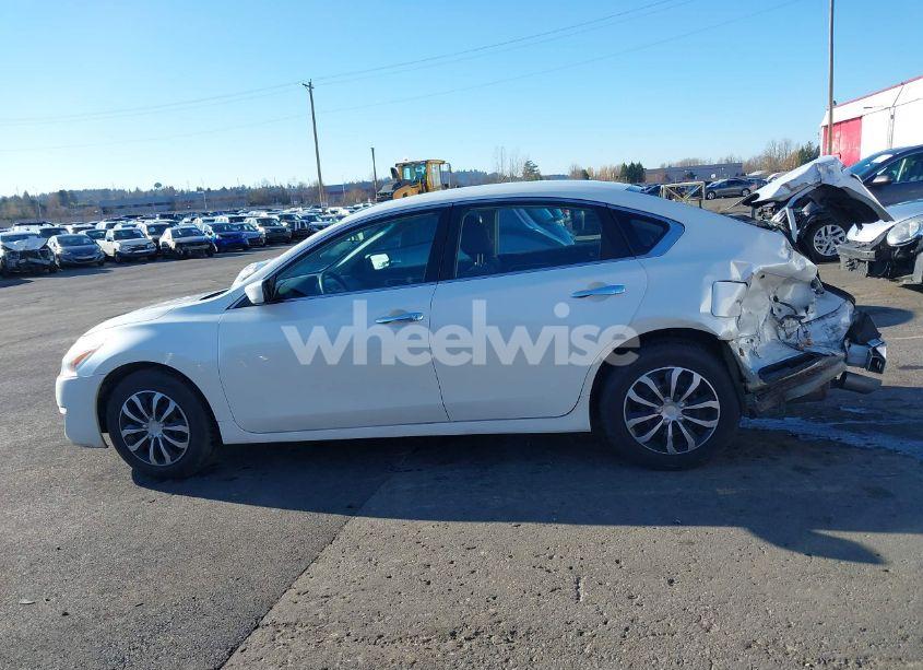 Photo 14 of 2013 Nissan Altima 2.5 S (VIN 1N4AL3AP2DN584733)