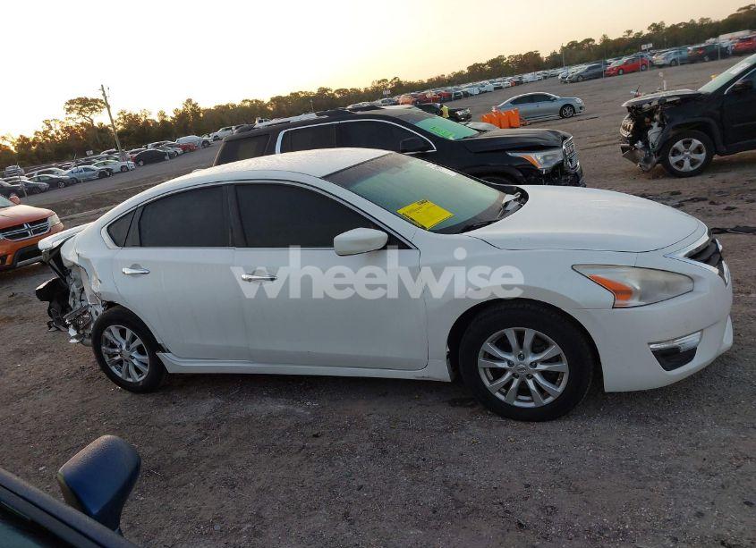 Photo 13 of 2014 Nissan Altima 2.5 S (VIN 1N4AL3AP2EC154357)