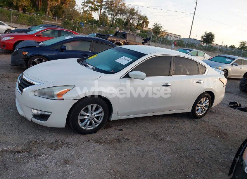 Photo 14 of 2014 Nissan Altima 2.5 S (VIN 1N4AL3AP2EC154357)