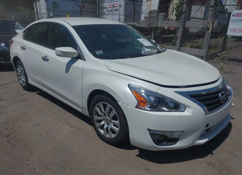 2014 Nissan Altima 2.5 S (VIN 1N4AL3AP2EC155170) main photo