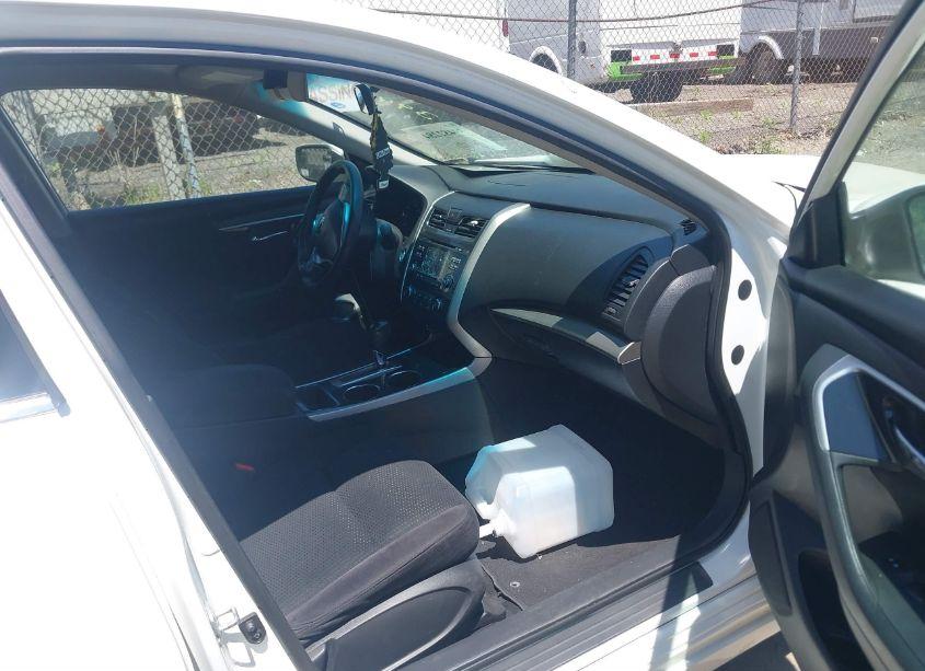Photo 5 of 2014 Nissan Altima 2.5 S (VIN 1N4AL3AP2EC155170)