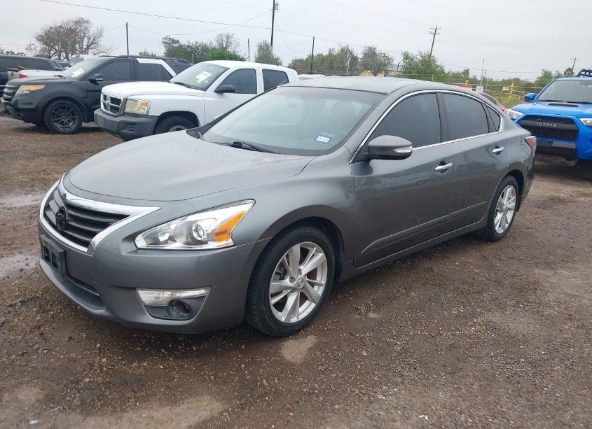 Photo 2 of 2014 Nissan Altima 2.5 SV (VIN 1N4AL3AP2EC199282)