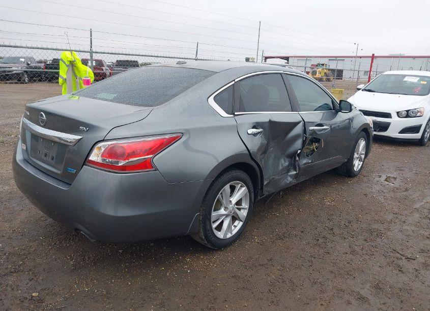 Photo 4 of 2014 Nissan Altima 2.5 SV (VIN 1N4AL3AP2EC199282)