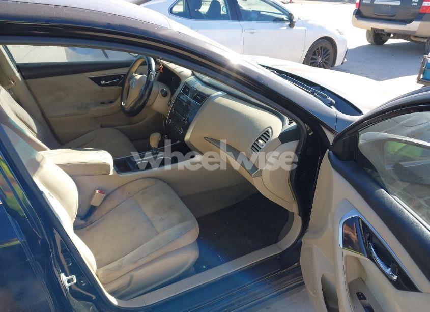 Photo 5 of 2014 Nissan Altima 2.5/2.5 S/2.5 SL/2.5 SV (VIN 1N4AL3AP2EC203458)