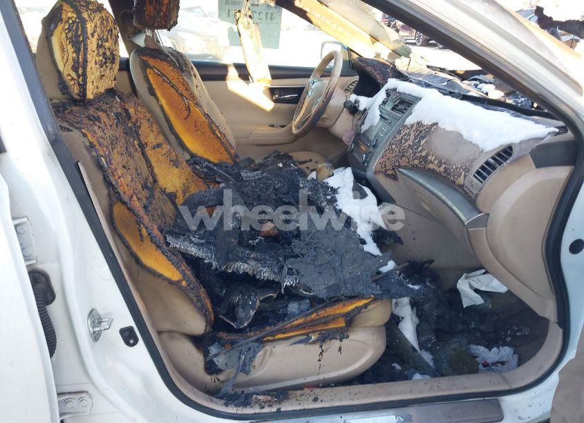 Photo 5 of 2014 Nissan Altima 2.5 SV (VIN 1N4AL3AP2EC401134)