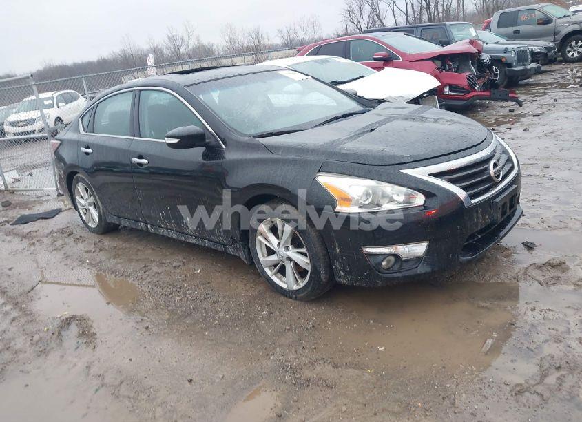 2014 Nissan Altima 2.5 SV (VIN 1N4AL3AP2EC423585) main photo