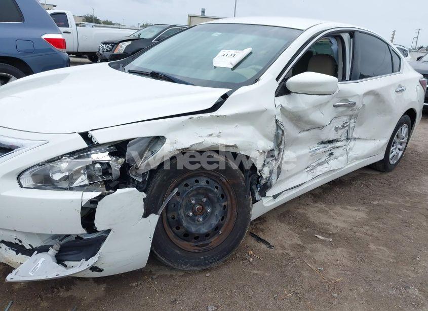 Photo 6 of 2014 Nissan Altima 2.5 (VIN 1N4AL3AP2EC423814)