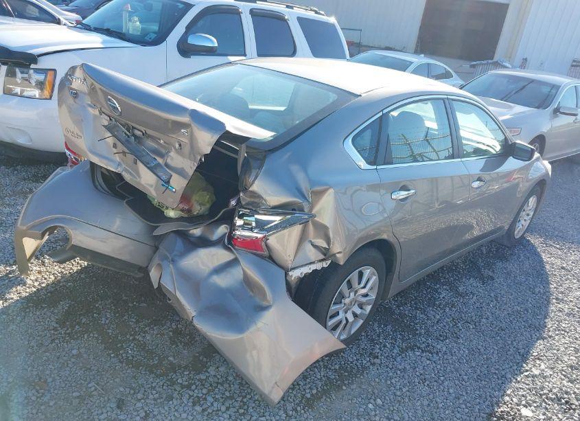 Photo 4 of 2014 Nissan Altima 2.5 S (VIN 1N4AL3AP2EN219972)