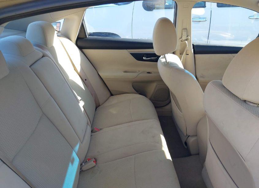 Photo 8 of 2014 Nissan Altima 2.5 S (VIN 1N4AL3AP2EN219972)