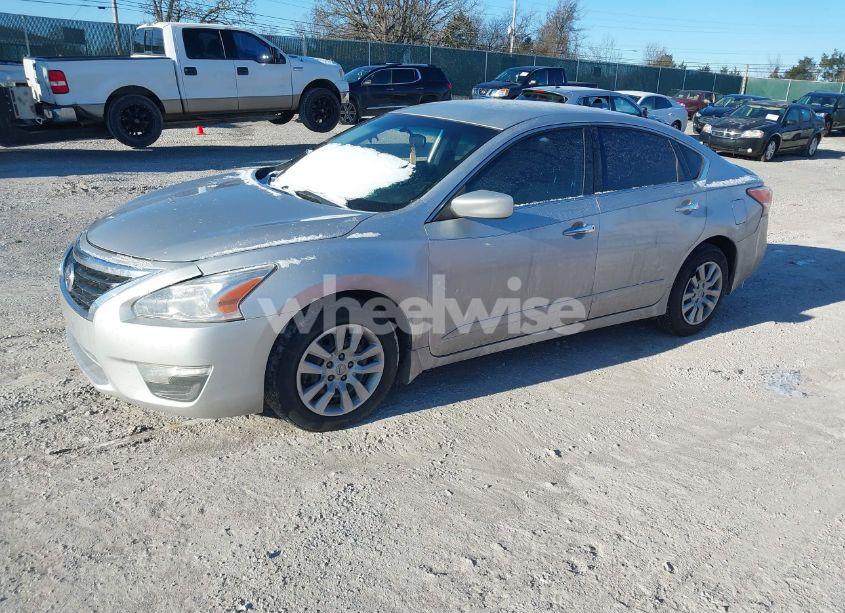 Photo 2 of 2014 Nissan Altima 2.5 S (VIN 1N4AL3AP2EN243009)
