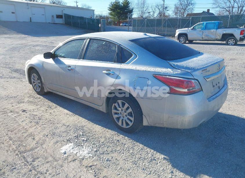 Photo 3 of 2014 Nissan Altima 2.5 S (VIN 1N4AL3AP2EN243009)