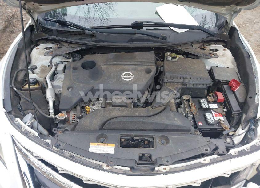 Photo 10 of 2014 Nissan Altima 2.5 S (VIN 1N4AL3AP2EN335771)