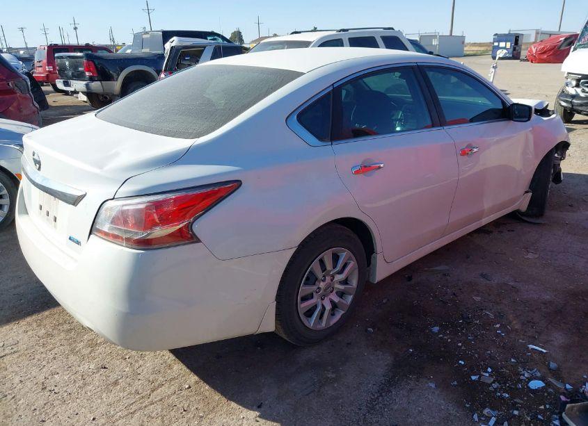 Photo 4 of 2014 Nissan Altima 2.5 S (VIN 1N4AL3AP2EN335933)