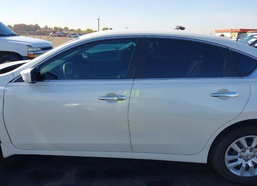 Photo 15 of 2014 Nissan Altima 2.5 S (VIN 1N4AL3AP2EN352263)