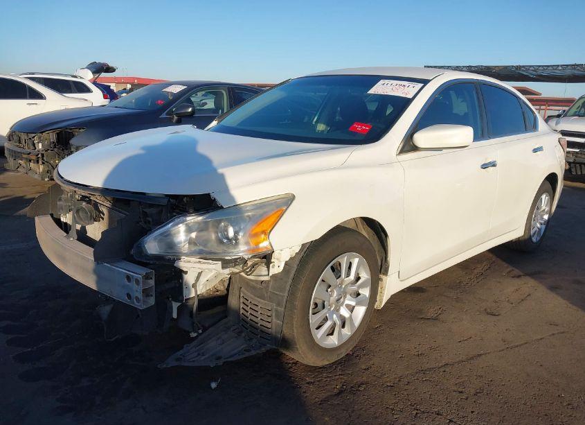 Photo 2 of 2014 Nissan Altima 2.5 S (VIN 1N4AL3AP2EN352263)