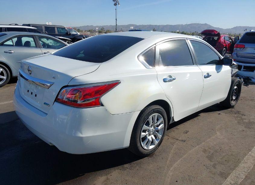 Photo 4 of 2014 Nissan Altima 2.5 S (VIN 1N4AL3AP2EN352263)