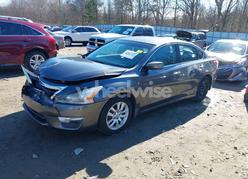 Photo 2 of 2014 Nissan Altima 2.5 S (VIN 1N4AL3AP2EN357883)