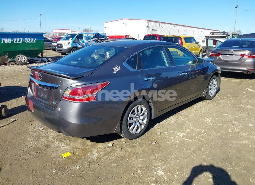 Photo 4 of 2014 Nissan Altima 2.5 S (VIN 1N4AL3AP2EN357883)