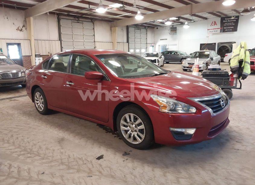 2014 Nissan Altima 2.5 S (VIN 1N4AL3AP2EN368981) main photo