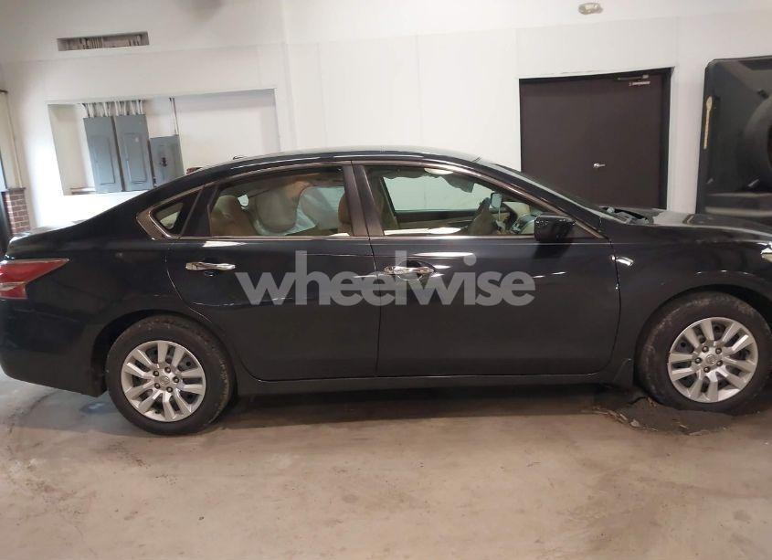 Photo 13 of 2014 Nissan Altima 2.5 S (VIN 1N4AL3AP2EN390088)
