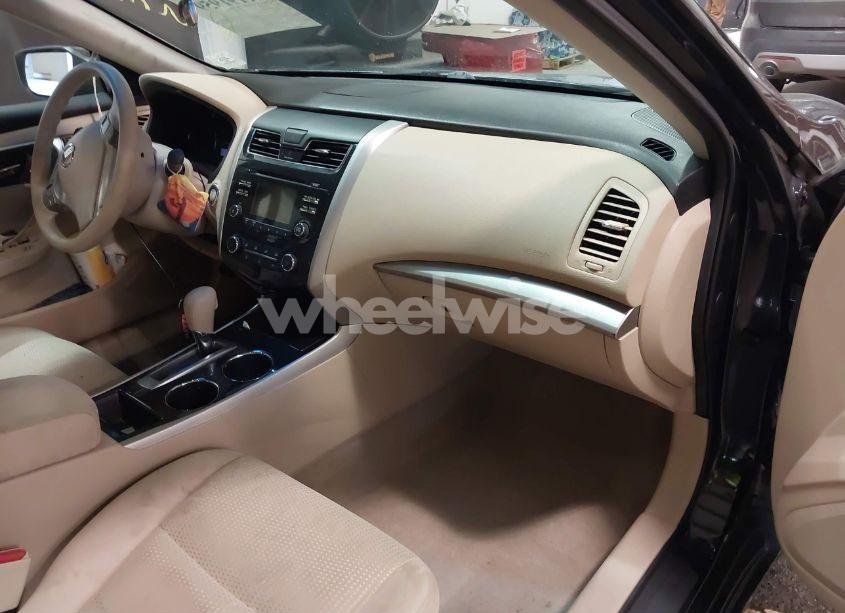 Photo 5 of 2014 Nissan Altima 2.5 S (VIN 1N4AL3AP2EN390088)