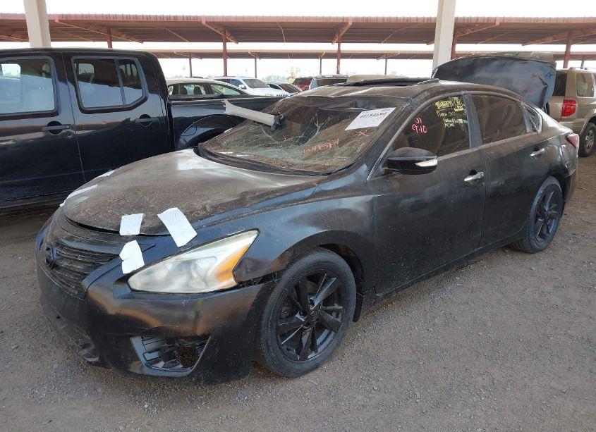 Photo 2 of 2015 Nissan Altima 2.5 SV (VIN 1N4AL3AP2FC104687)