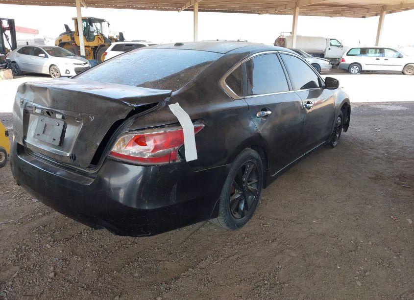 Photo 4 of 2015 Nissan Altima 2.5 SV (VIN 1N4AL3AP2FC104687)