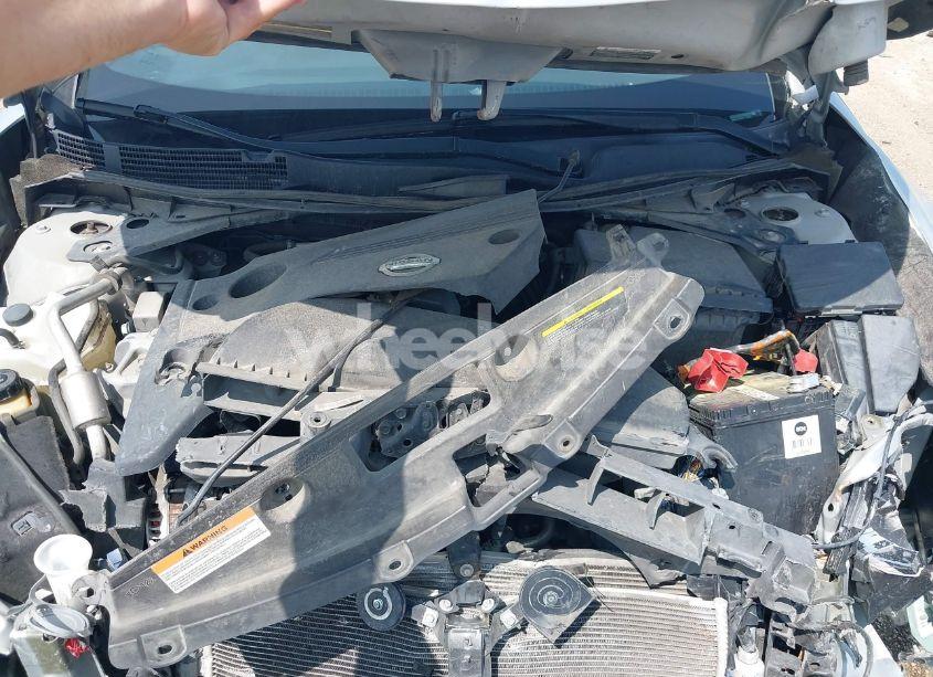 Photo 10 of 2015 Nissan Altima 2.5 S (VIN 1N4AL3AP2FC117570)
