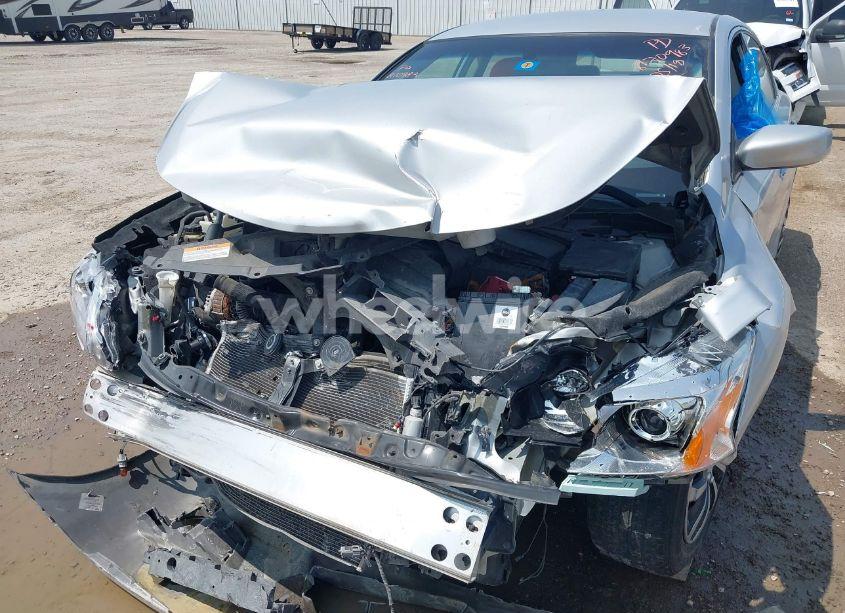 Photo 6 of 2015 Nissan Altima 2.5 S (VIN 1N4AL3AP2FC117570)