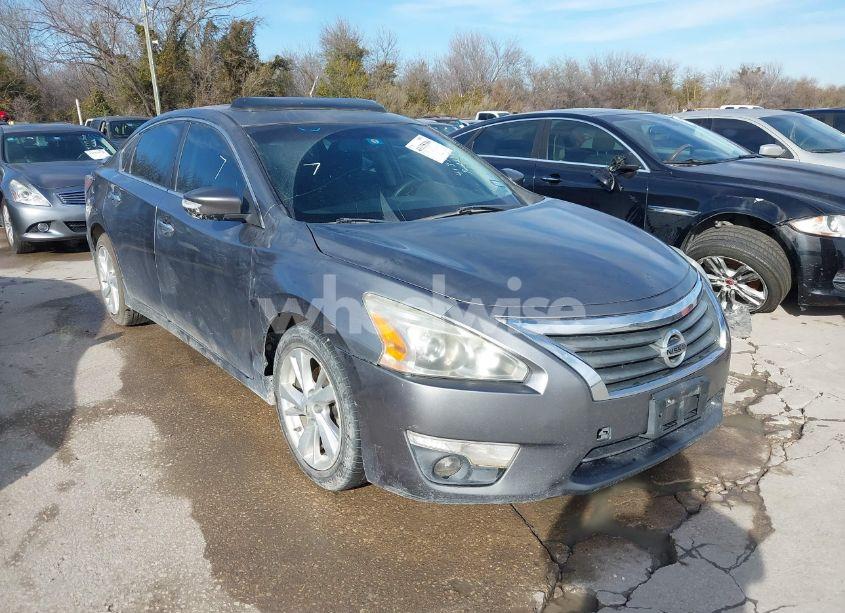 2015 Nissan Altima 2.5 SV (VIN 1N4AL3AP2FC129525) main photo
