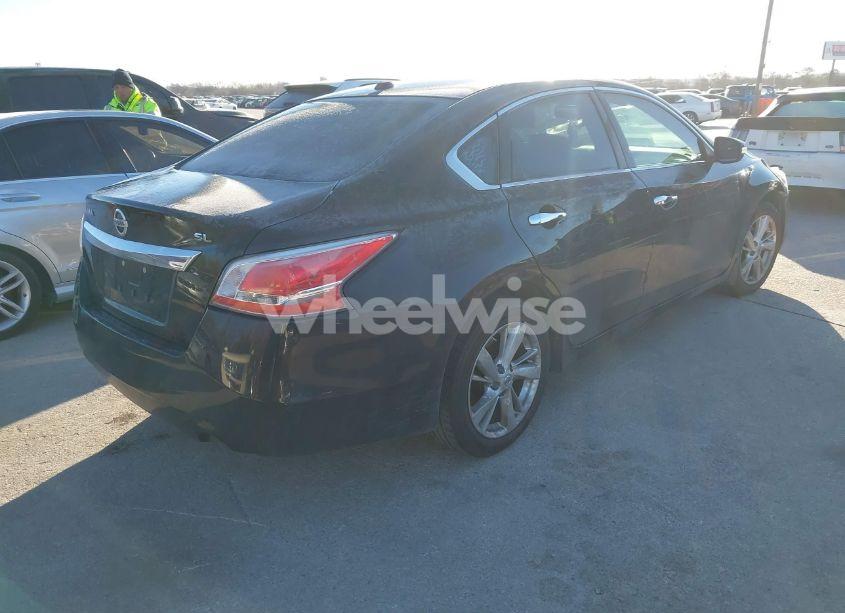 Photo 4 of 2015 Nissan Altima 2.5 SL (VIN 1N4AL3AP2FC131761)