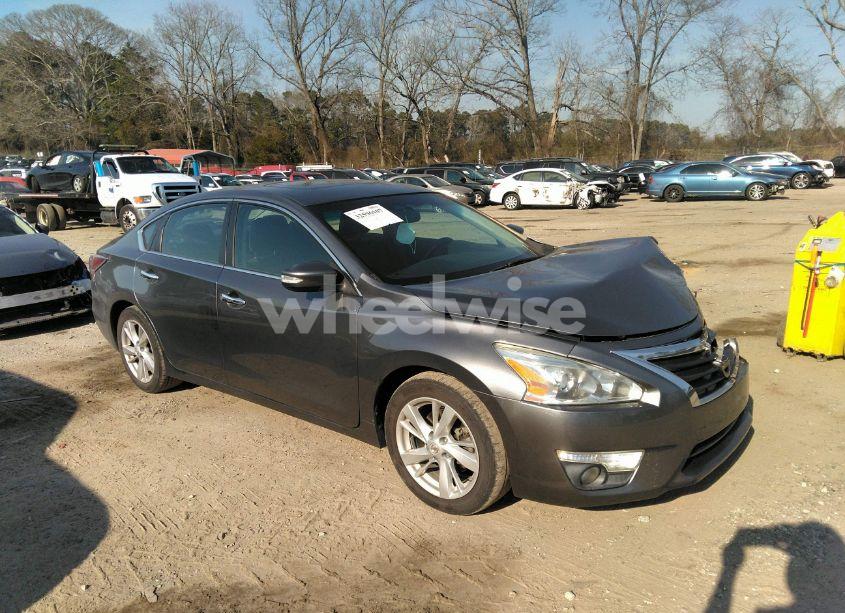 2015 Nissan Altima 2.5 SV (VIN 1N4AL3AP2FC133042) main photo