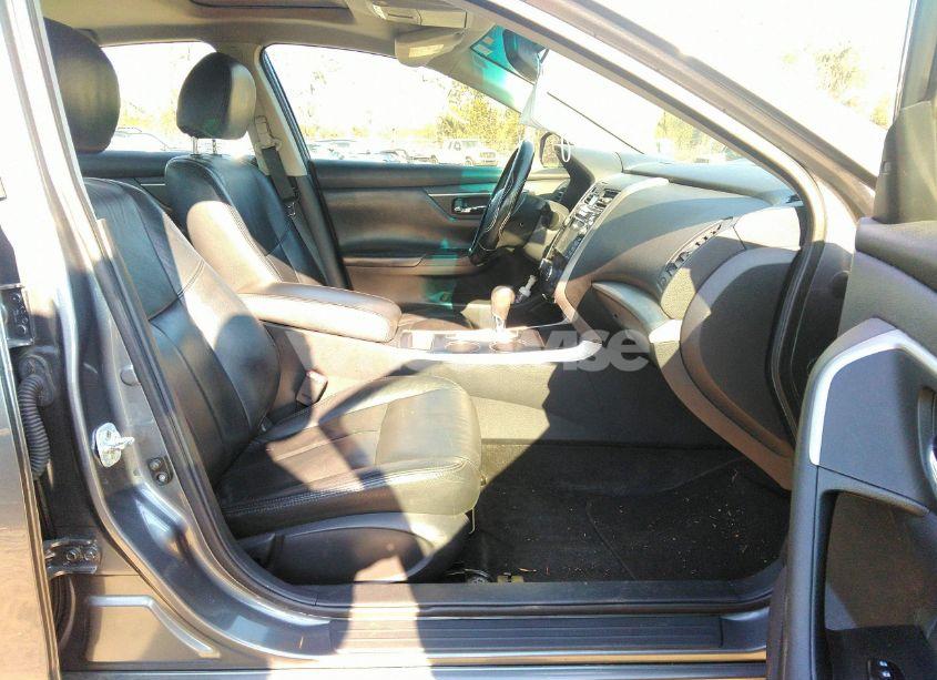 Photo 5 of 2015 Nissan Altima 2.5 SV (VIN 1N4AL3AP2FC133042)