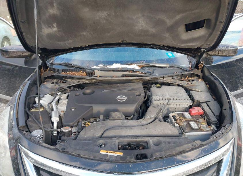 Photo 10 of 2015 Nissan Altima 2.5 S (VIN 1N4AL3AP2FC139990)
