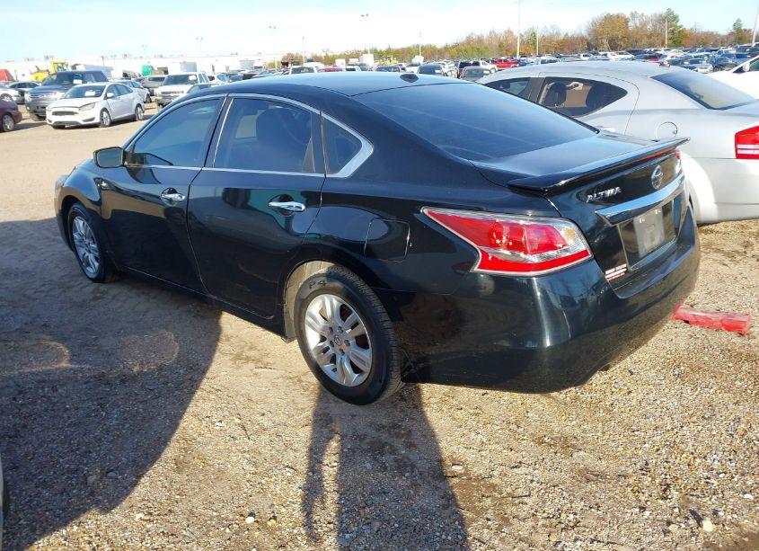 Photo 3 of 2015 Nissan Altima 2.5 S (VIN 1N4AL3AP2FC148480)